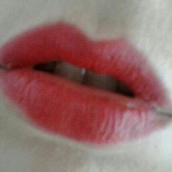 ANNAF83M's profile picture. ho deciso di cambiare la bio..prima di twitter ero ottimista..ora un pò meno!:-)