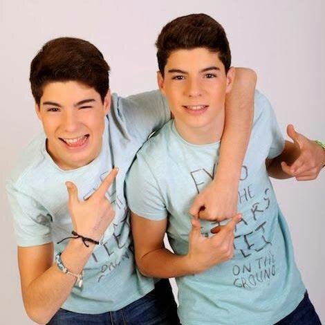 DANIEL Y JESUS3 misniños^^ ellos son perfectos! ¿Nosotras? LAS MEJORES GEMELIERS PARA SIEMPRE @_jesus_OM @danieloviedoM :)aquiparatodo