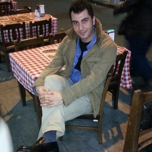 Her şey  yalan sensin  gerçek  tatlım