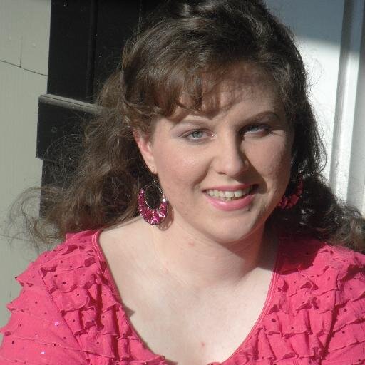 USM Graduate/JCJC Secretary/Writer/Loves Anime & Manga/Likes 2 read, sketch, travel, watch movies, & play video games