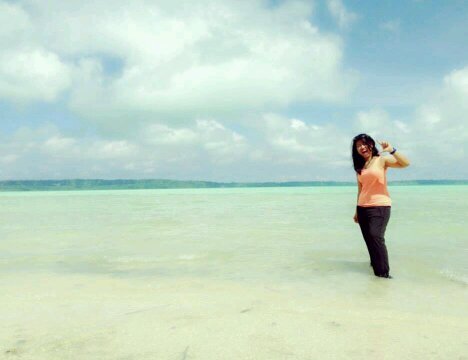 Lramadhania's profile picture. 