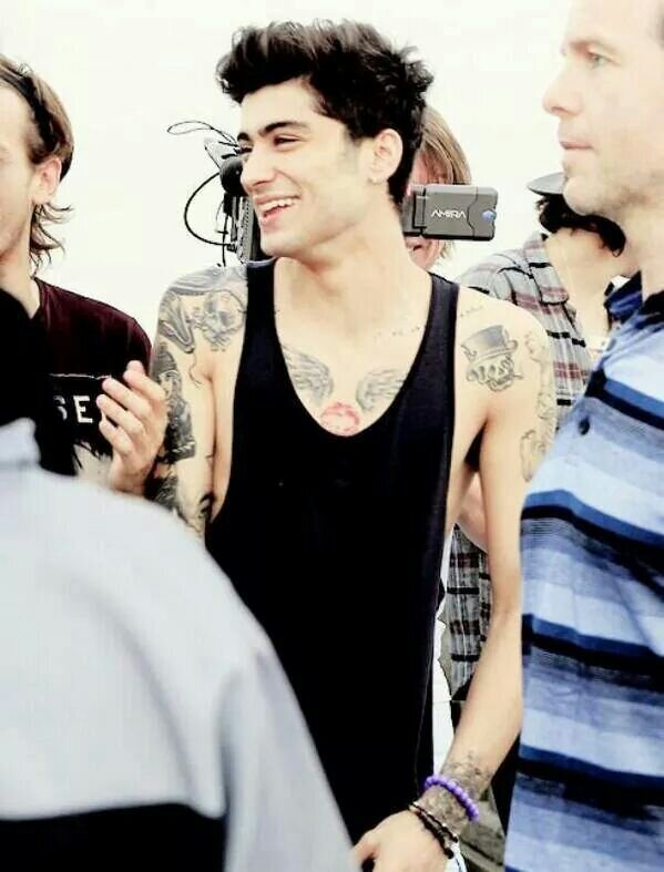 LadyCastagnoli's profile picture. 1d - am - jb - p9 - cc - fly - ffdp - pz - tmills