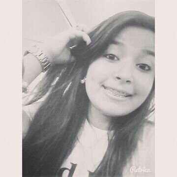 Sou uma louca apaixonada ♥
 1.8 ♥ Belieber, Directioner e Lovatic ♪♥ 
/Fotografia /futura fisioterapeuta 