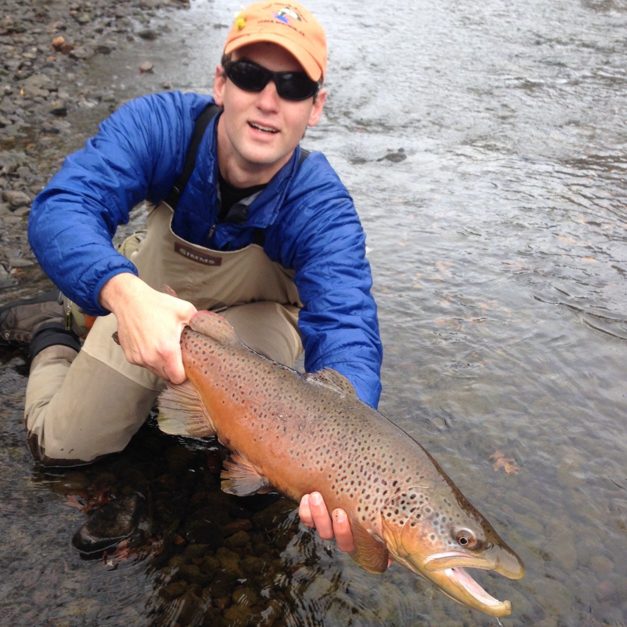 swingingbflies's profile picture. swingingbridgeflies@gmail.com
Grew up fishing the famous tailwaters of Arkansas for giant Browns. I have been tying flies to target them for 14 years.