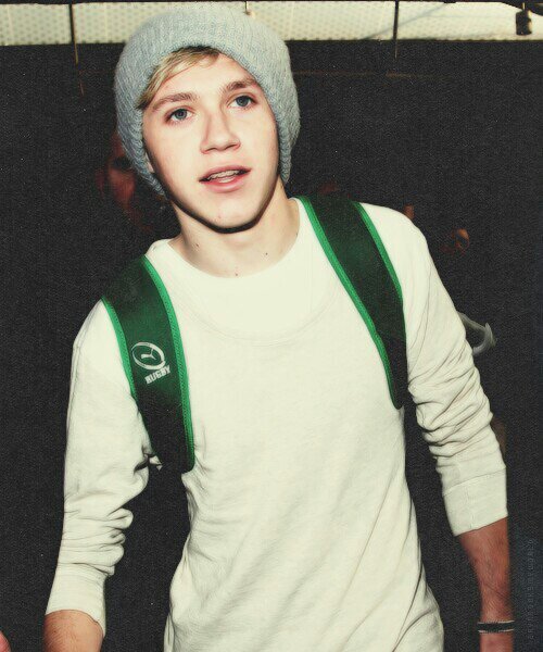 ily bb. a free follow from @harrysfedorahh just ask for a followback