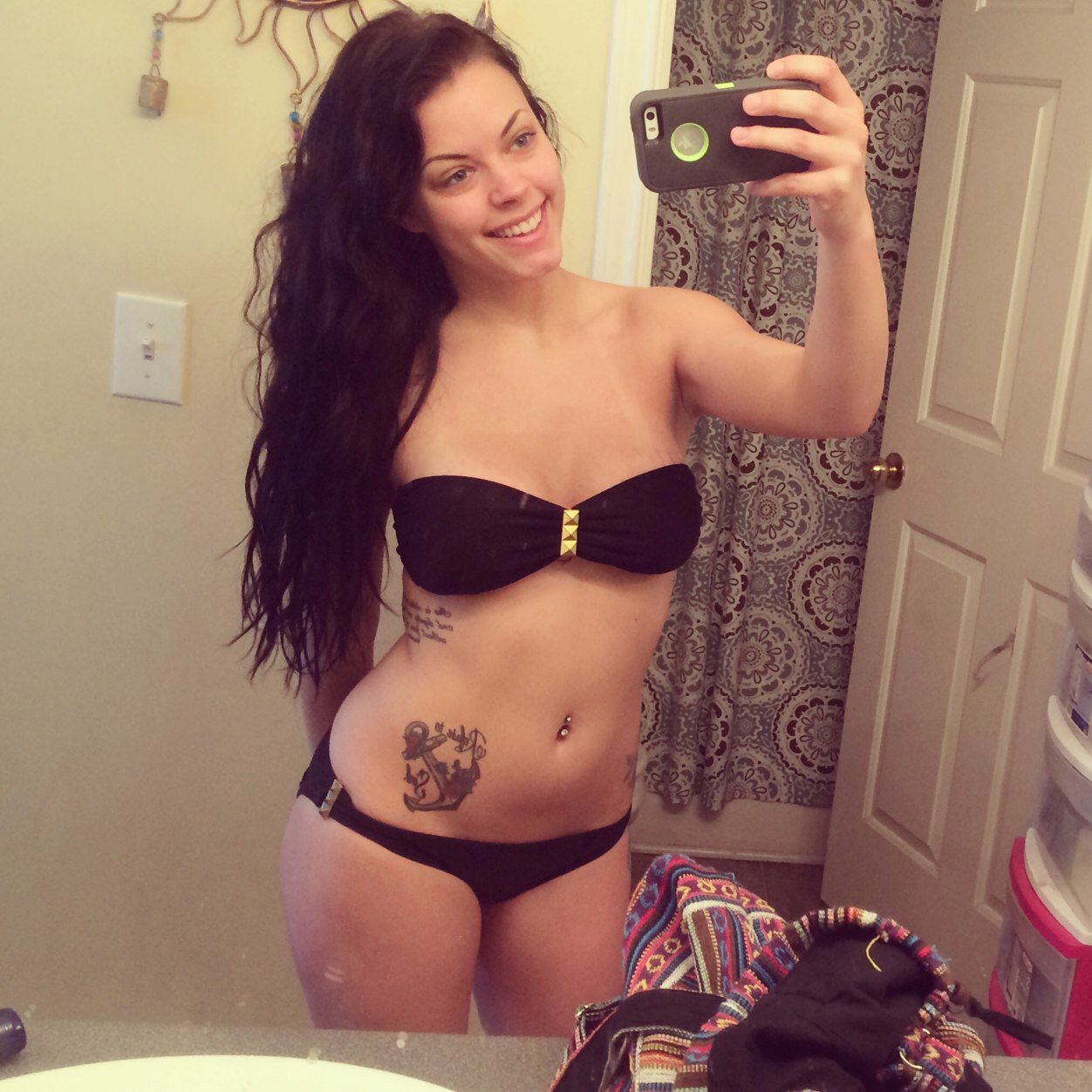 All I want to be is a mermaid, and travel the seven seas. Now sit back n watch me do me. 423/615