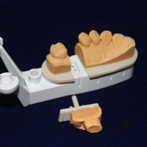 plus one pin system 
from south korea.
#dental lab #dental technician # articulator
easy! clean! fast! even reusable!
http://t.co/86SHf25EK3
