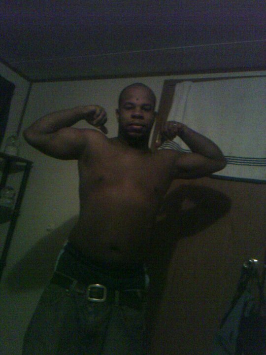 im 25 single   dad take care of my daughters