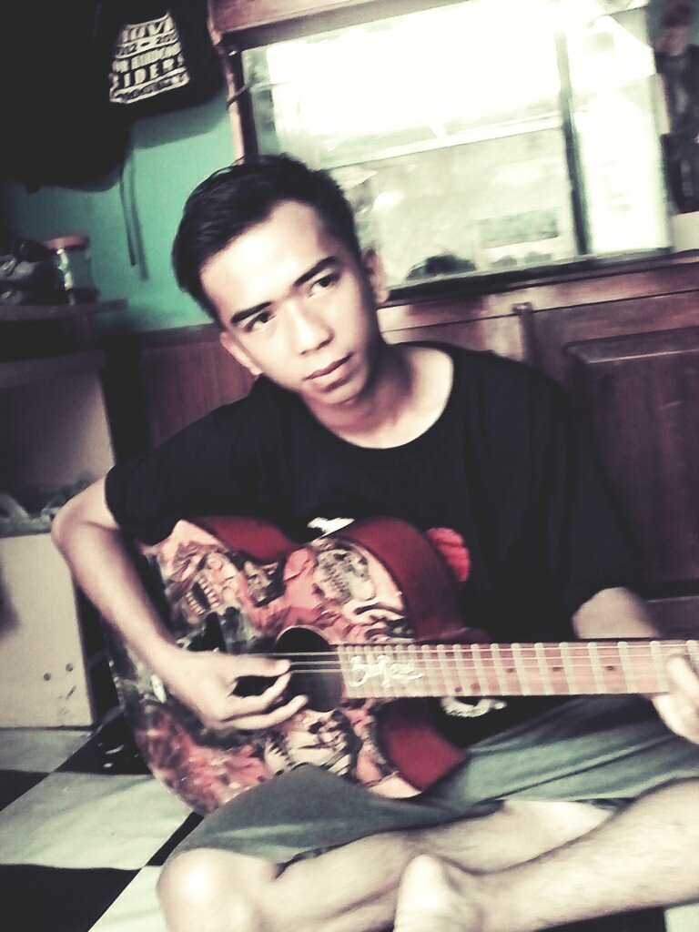 FajarXaverus's profile picture. 