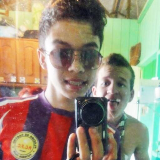 Resumo A Minha Vida Em 7 Letras ! 
F U T E B O L  .
