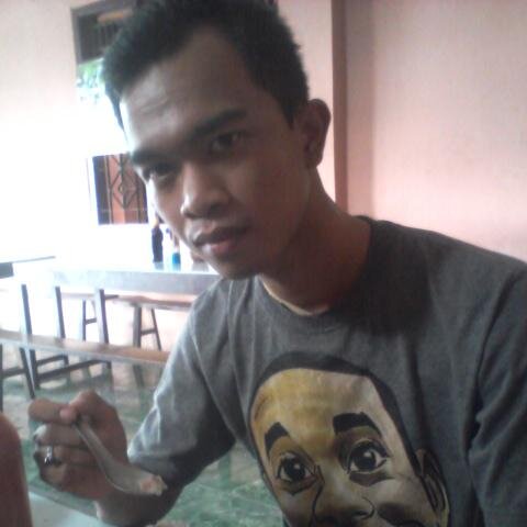 singel klo diluar rumah... klo dah didalam rumah blum tau
  
79669820