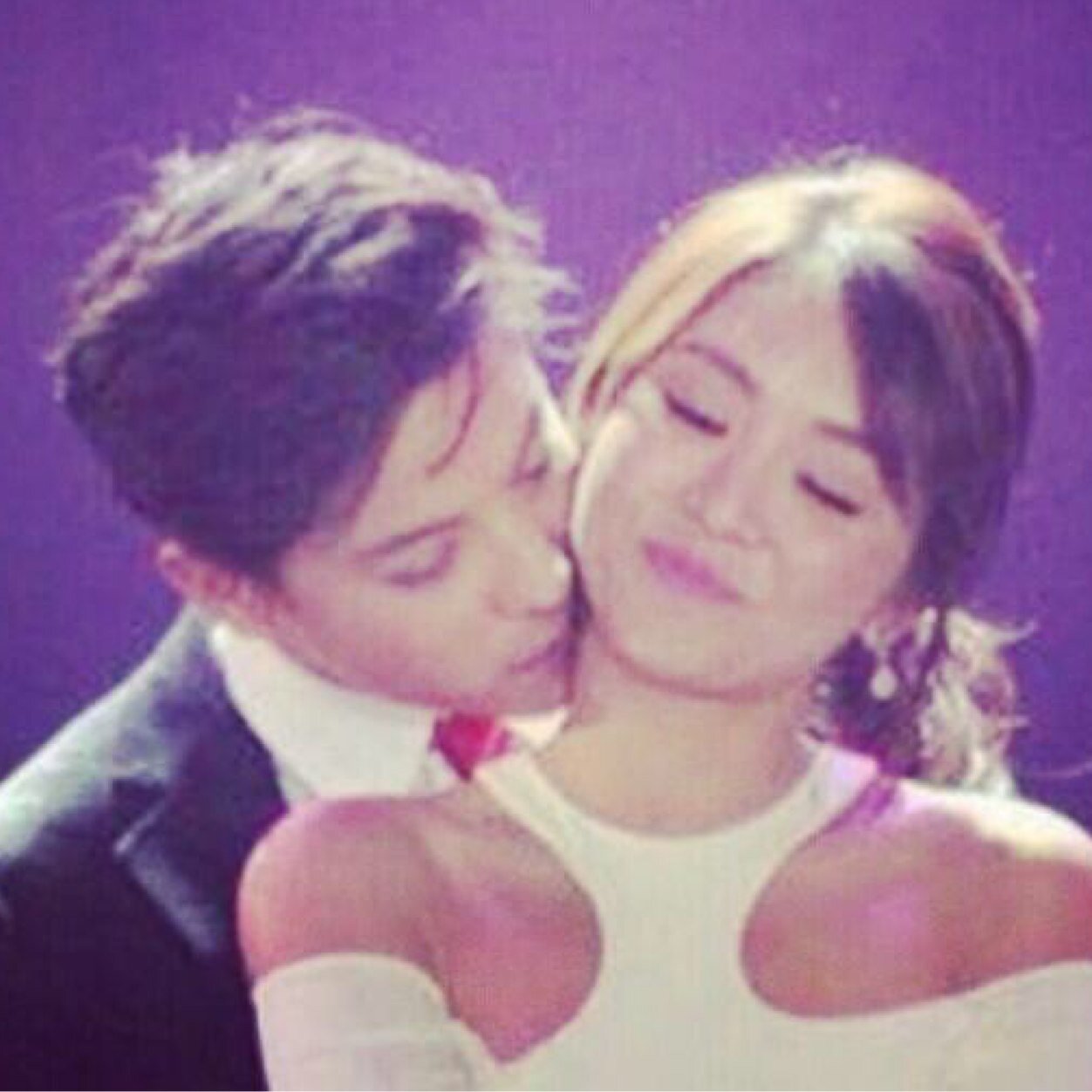 I am a SOLID Kathniel fan here!