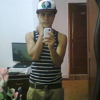 »Mucho§ te conocen pero, pocos Saben quien eres«. Siempre se tu mismo y no demuestre lo que nO eres.  http://t.co/tST7a6JJ3U