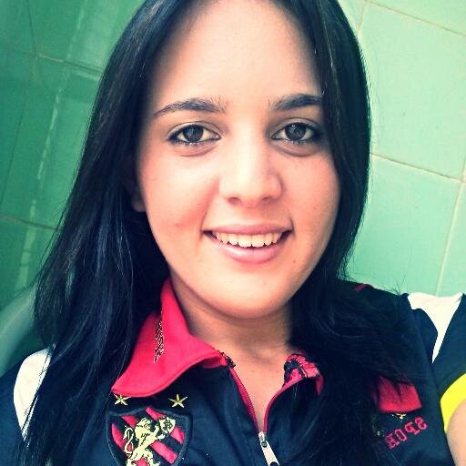 Namorando ,  E muito beem  ;*