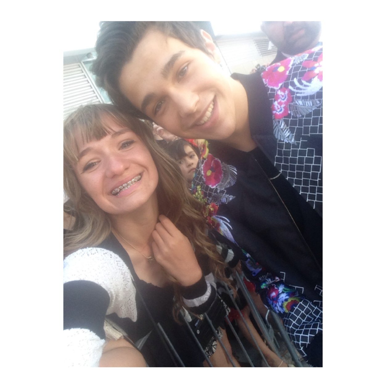 austin followed 9/29/13 , the same day i made this account... long story short i was an 80 year old woman. main: @HollyMarieACM