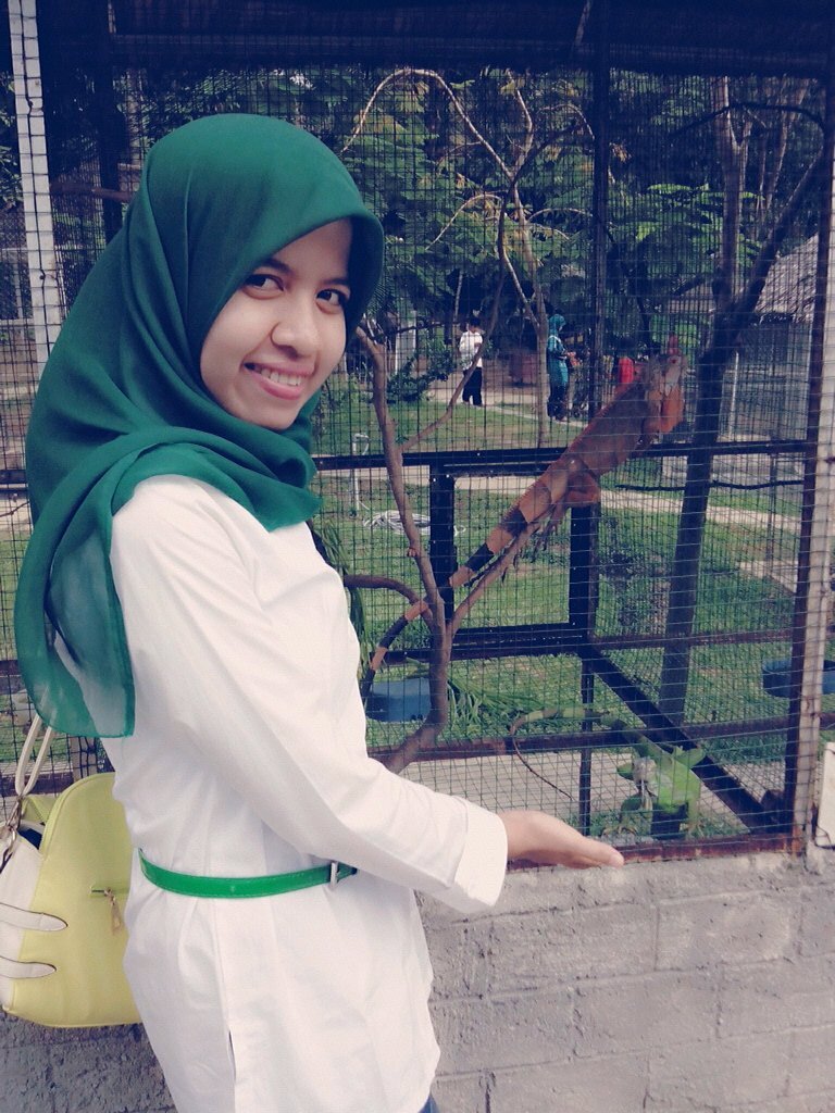 RiskaIk91407223's profile picture. 