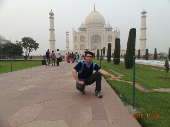 javed_esmat's profile picture. 