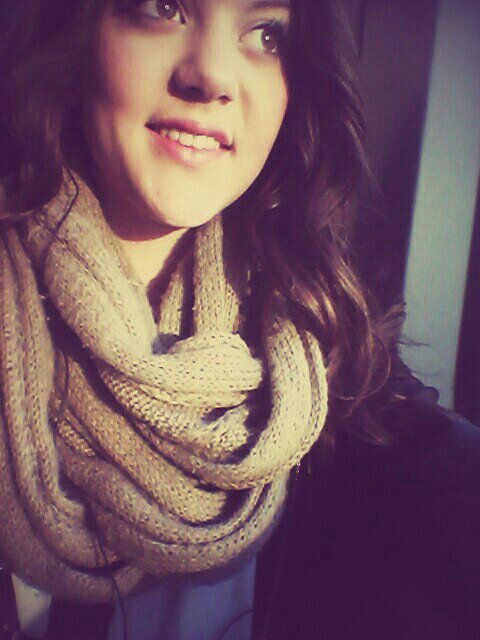 WHAT EVER YOU DECIDE TO DO, MAKE SURE IT MAKES YOU HAPPY.


 Instagram: xx_laura_x