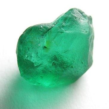 Topmost premium online gemstone merchant, We have the experience and capability of taking care of your rough gemstones needs at mines direct Prices. Follow us.