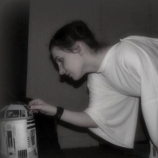 Hi, I'm Christina. I'm kind of a geek. I like to make stuff and play games & that's pretty much what I tweet about.  :3