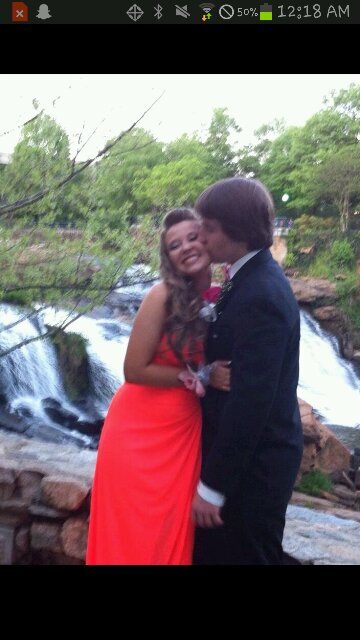 ShawnaYoungg's profile picture. Romans 1:16 I'm not ashamed of the good news of Christ. It's the power of God at work saving everyone who believes.