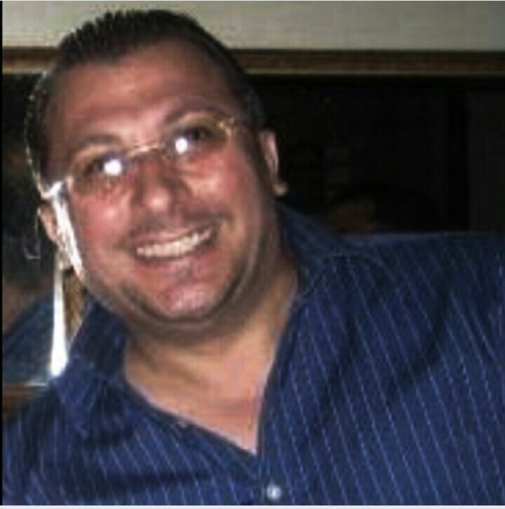 RomanoTech's profile picture. 