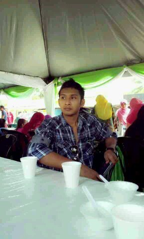 RudinSaiful's profile picture. yg ku perlukan teman hidup sampai mati