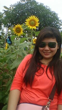 MelissaTengco's profile picture. Inlove