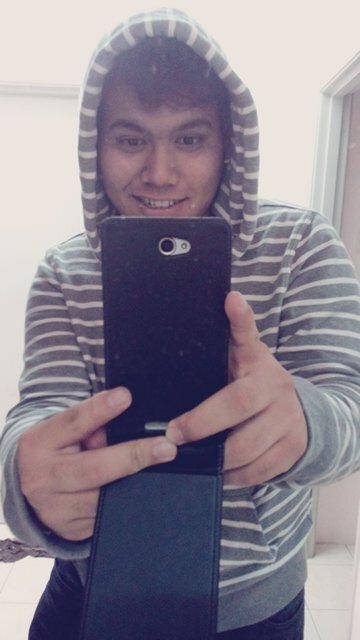 ‎​┌∩┐(◣_◢)┌∩┐
Single/Brokenhearted // wechat id : amerfares1996