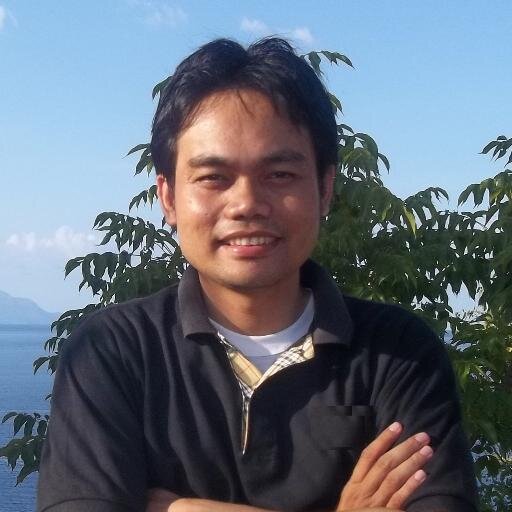 Motivational trainer, Coach & Speaker . HP 081802154166 - Live in Bandung