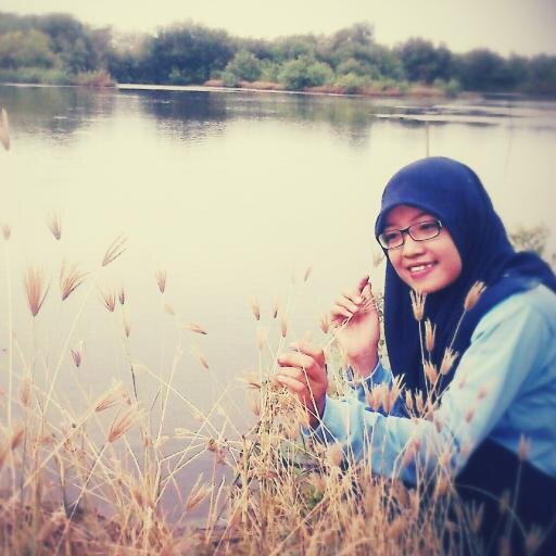 simple
easy going :)