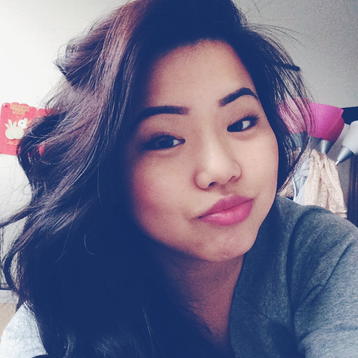 EMILAYYS's profile picture. Here and there