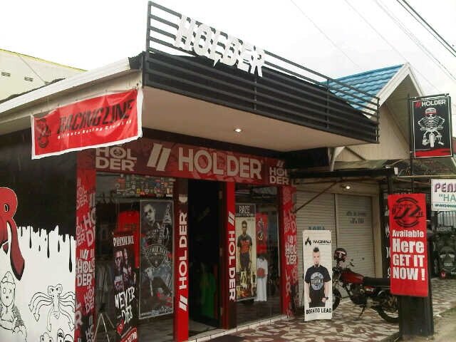 Owner at HOLDER apparel Sampit