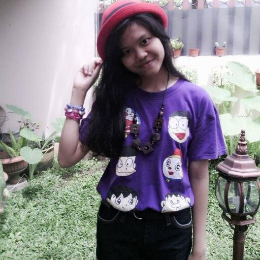 FOLLOW AJA DULU, AKU DYNASTRI, DI SEKOLAH BIASA DIPANGGIL TUKANG NIKUNG HEHE:-)) | SUKA NGAMBIL COWOK ORANG~ SYALALALA~