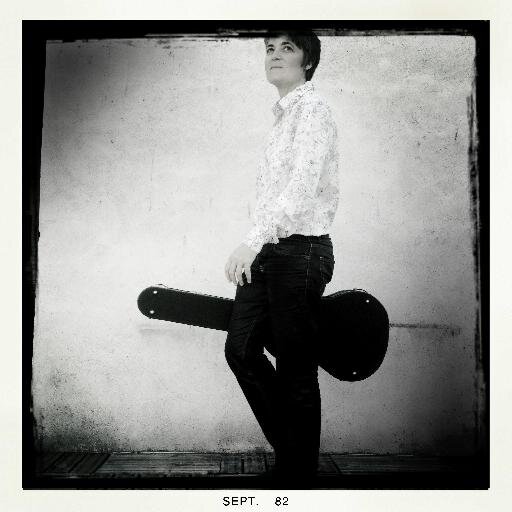 musique contemporaine, guitare, théorbe #earlyguitar #newmusic #theorbo
