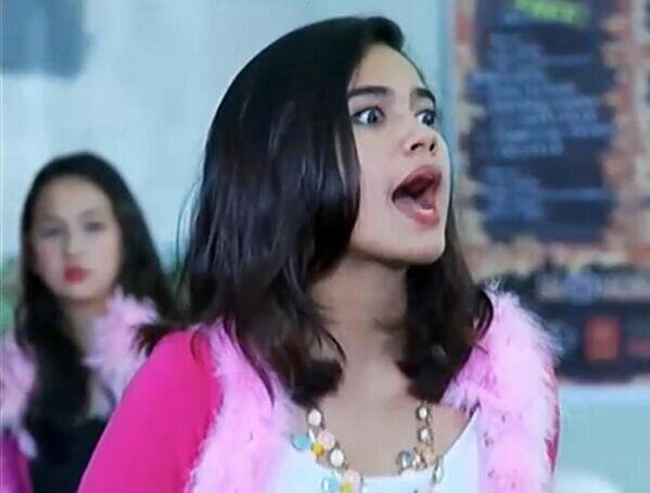 RP @AudiMarissa_ as Naomi at Diam Diam Suka SCTV

HUHA