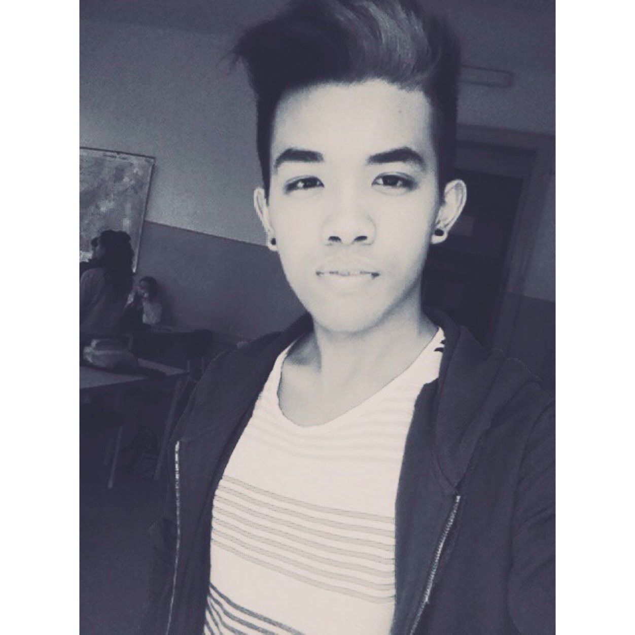:) Jereme Allen Rosales Matira 03/07/98 , Buan Batangas, Phillippines.