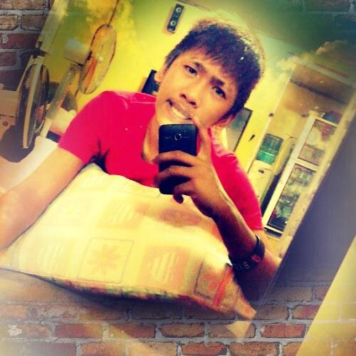 Bassketball Player Football Player LoverBoy :D
FB:LjamesEnaje 3 YouKnowMyNameNotMyStory ^_^