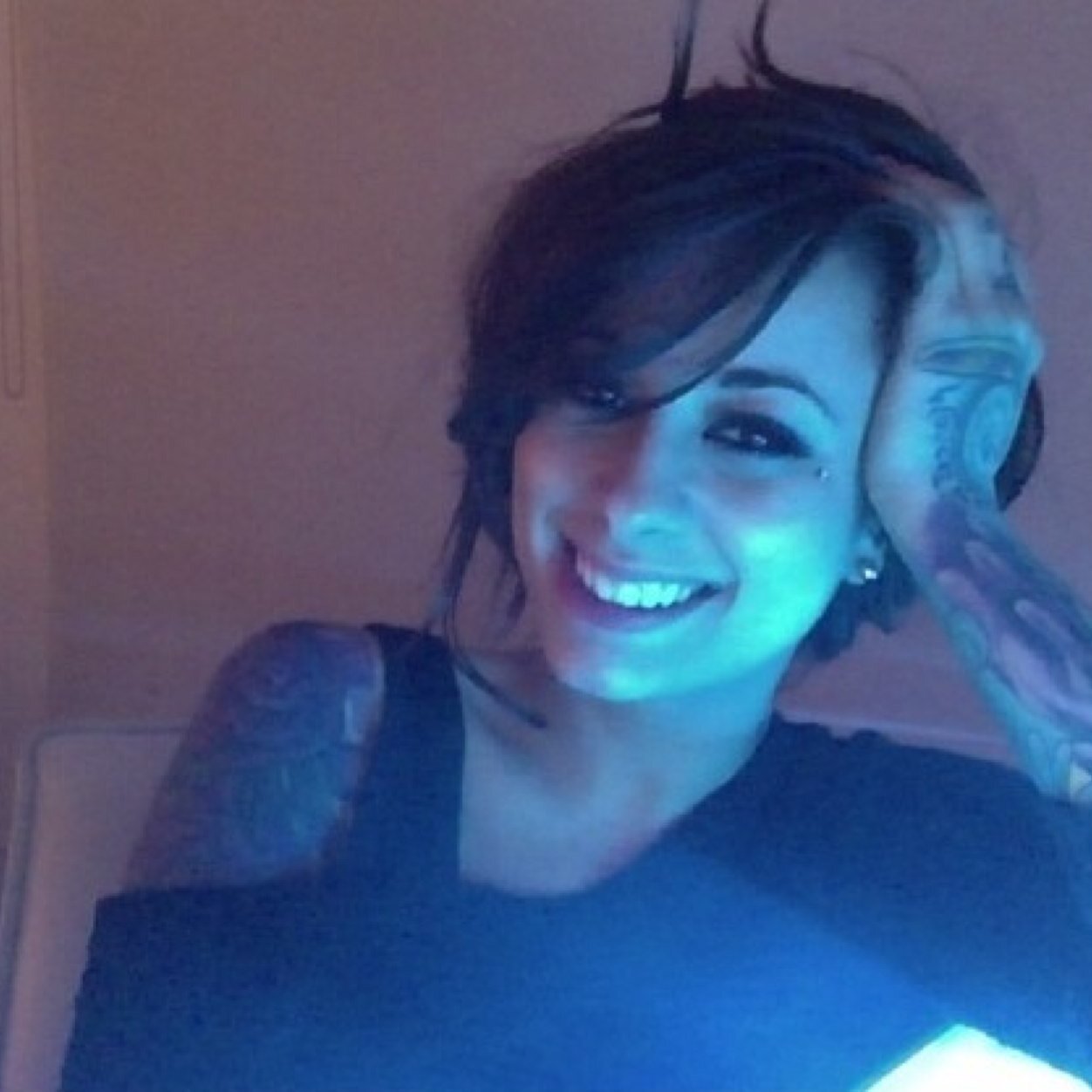 MobbinWithMv's profile picture. I Fell In Love With Tattoos, Young Girl Screaming Cash Rules!! #MvGANG THEY FAMOUS !! Why not $ubscribe #GOODTWEETS