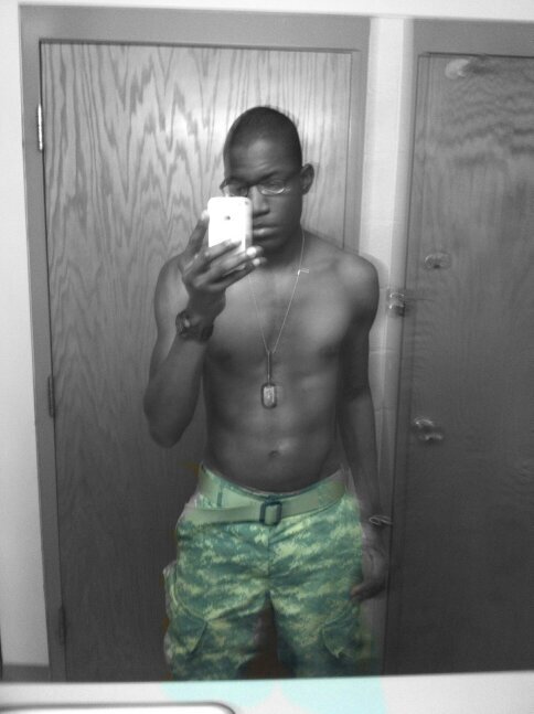 I tweet whatever im feeling and say random thoughts all day long #dragongang #boredom
