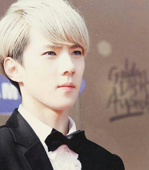 ฟอลแล้วทักมานะครับ ผมน่ะเฟรนลี แต่พูดน้อย