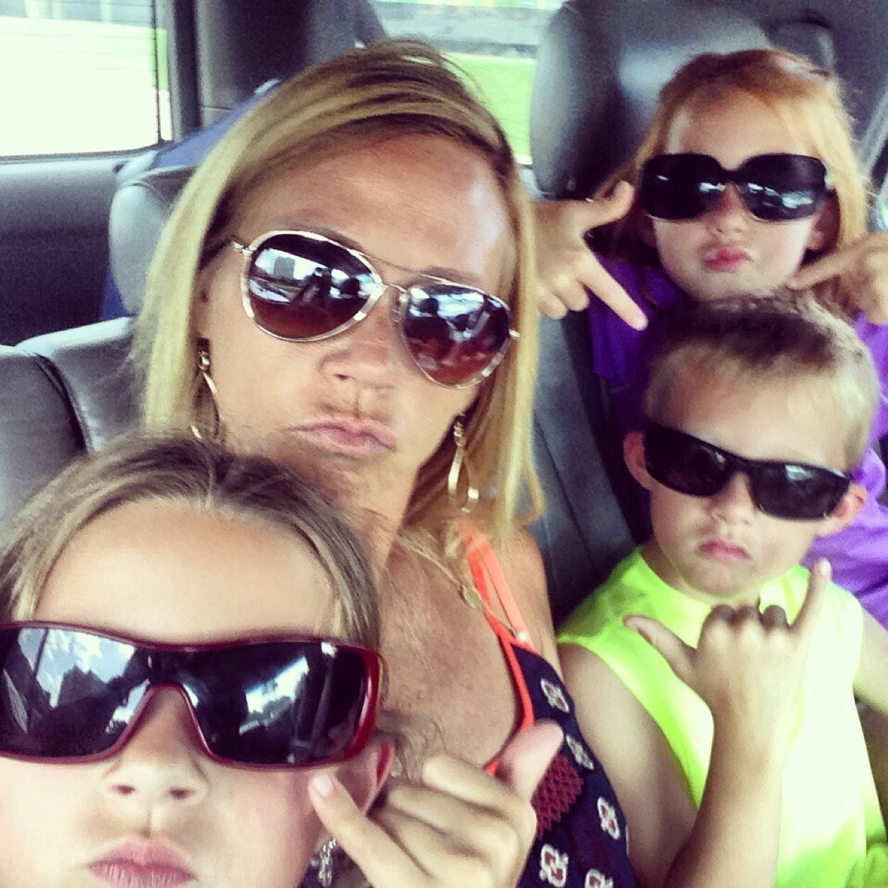 LellieSwords19's profile picture. proud mom to 3 lil rock stars - coach a lil lax on the side - zebra on the move ❤️WettigStrong❤️AlmaStrong - miss her every. single. day