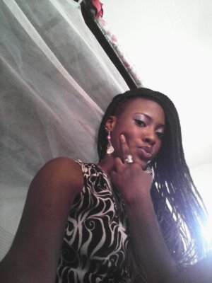 M cute,fresh,friendly,fun 2 be with/dont bother 2 ff if you know you will later unfollow.@ms_glossycutie dats ma bestie luv her mch #ff 2 knw more