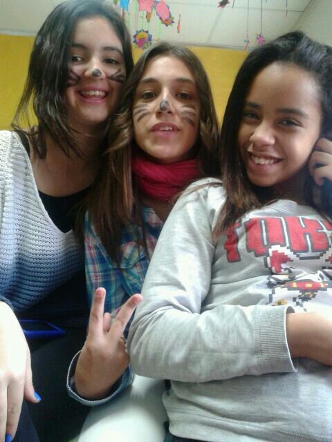 grierdallas_Co's profile picture. Judith, Yaiza y Lucía. No nos dieron nada, lo conseguimos todo. Si sueñas que sea con nosotras. Querernos, mejor amarnos. Contra el mundo.