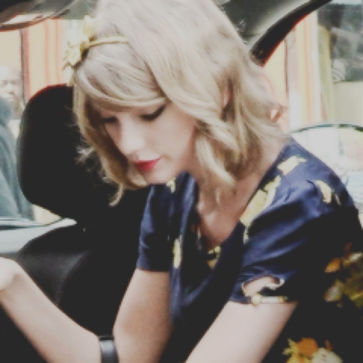 Swiftie? Swiftie.