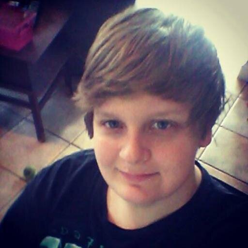I'm Summer,22,Pansexual....follow me & i will follow you back :) Instagram: @king_peterpan_