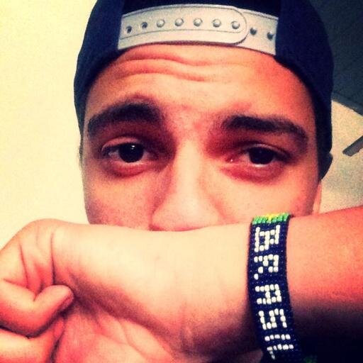 16 | Gamer | Deportista | Football | | Uruguay | BL | Be Water| Cristiano Ronaldo | Just Do It | :P