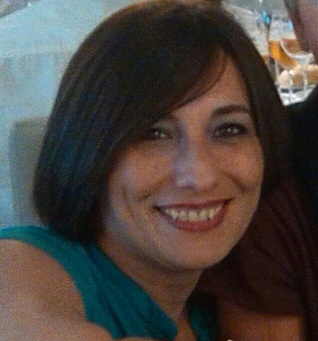 Enfermera desde que era chica. Autora de @dialisis24h App de apoyo y soporte para las personas que están en diálisis. 
Hospital Virgen de las Nieves. Granada