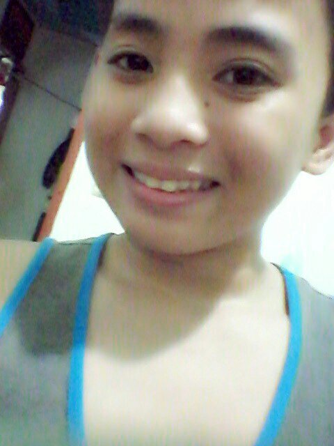 | Hi | I'm 13 yrs old | I ♥ Green | Trinitian | Grade 8 Please Follow me and I'll follow you back! ;)