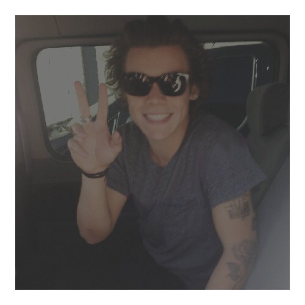 i gave you a free follow so please follow @njhoranflawless :)